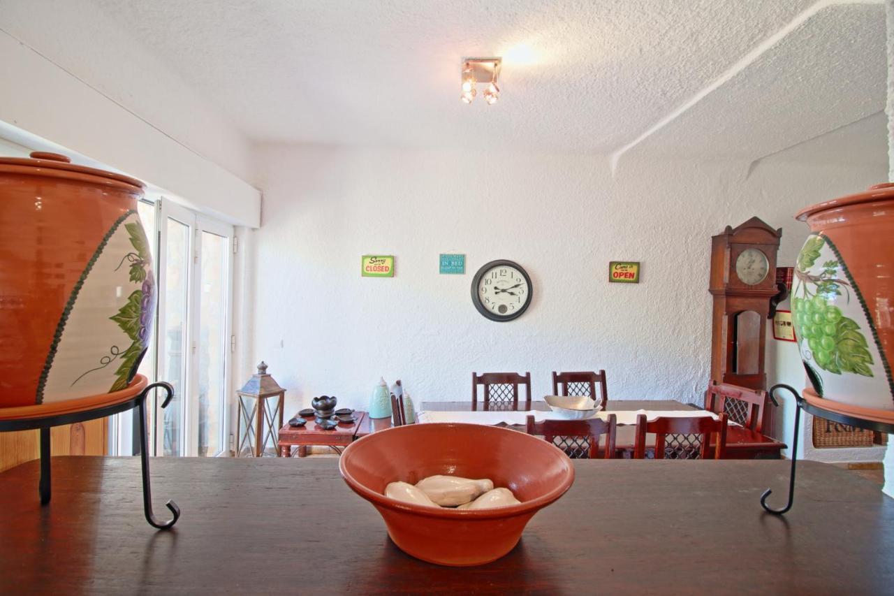 Guesthouse Peixinho บูร์เกา ภายนอก รูปภาพ
