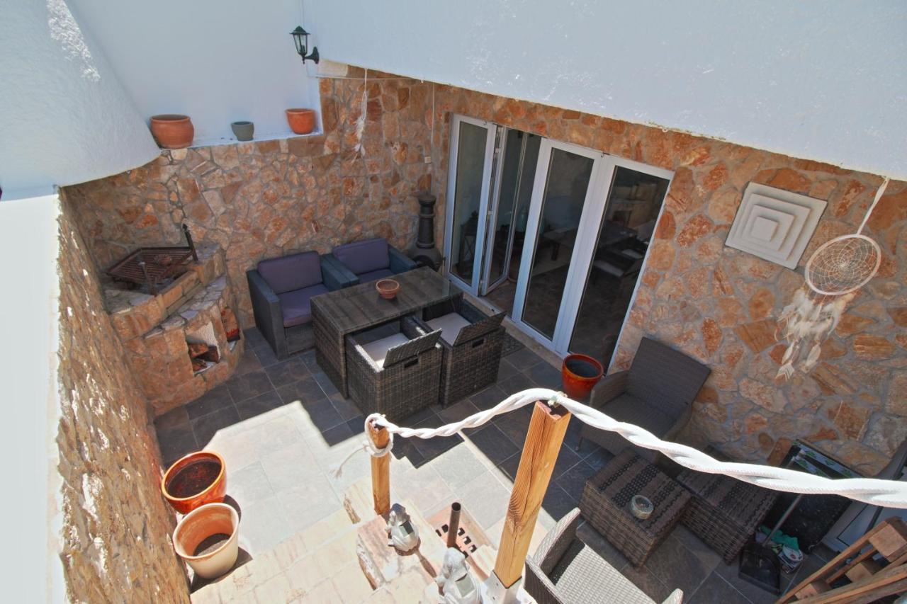 Guesthouse Peixinho บูร์เกา ภายนอก รูปภาพ